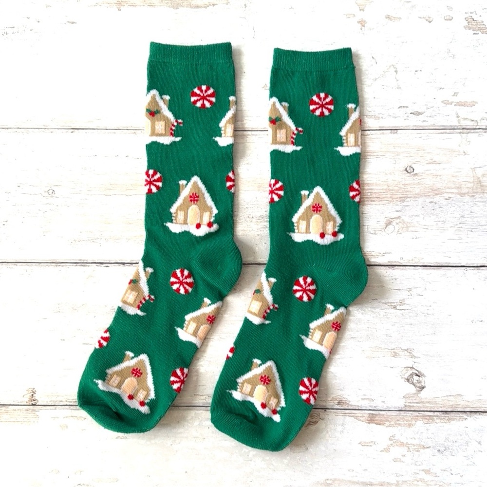 Crew Socks Unisex Mens Womens Green Christmas Holiday Print NEW